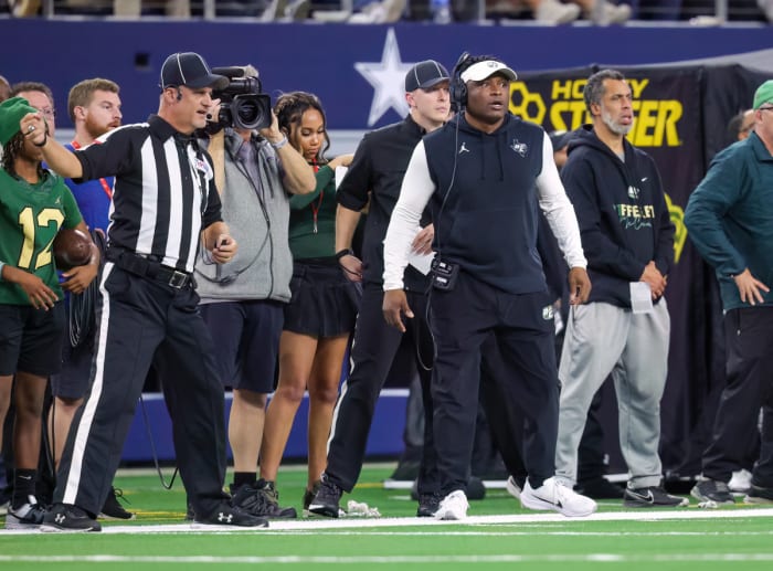 DeSoto vs Summer Creek UIL 6A Division 2 Final December 16, 2023 Photo-Tommy Hays09